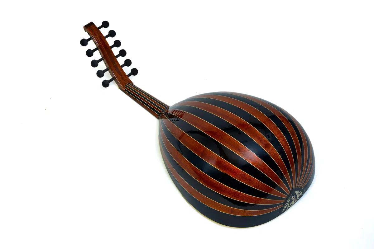 Handgefertigtes türkisches Oud mit internem Tonabnehmer zur Verstärkung – Premium-Holz, 11 Saiten-Lautinstrument für professionelle und Anfänger – Schwarz & Mahagoni
