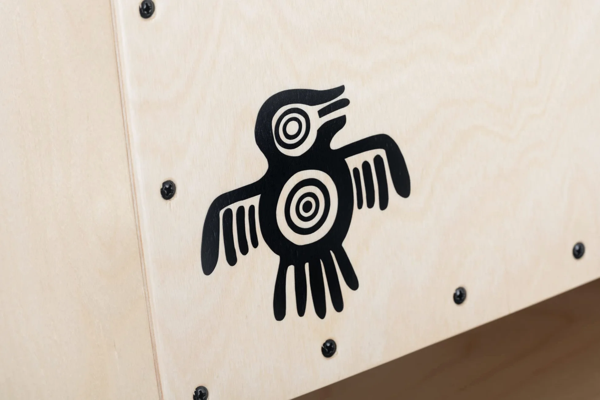 XDrum Bass Cajon Peruana Birch (3 mm Schlagplatte, wuchtiger Bass, heller Snare-Sound, Bassreflex-Korpus, Tragegriff) Natur