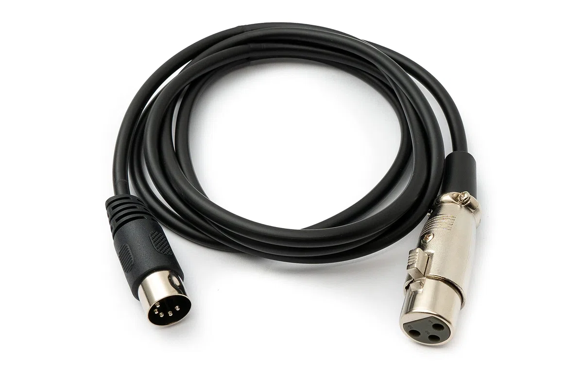 System-S Audio Kabel 150 cm XLR 3 Polig Buchse zu DIN 5 Polig Stecker Adapter in Schwarz